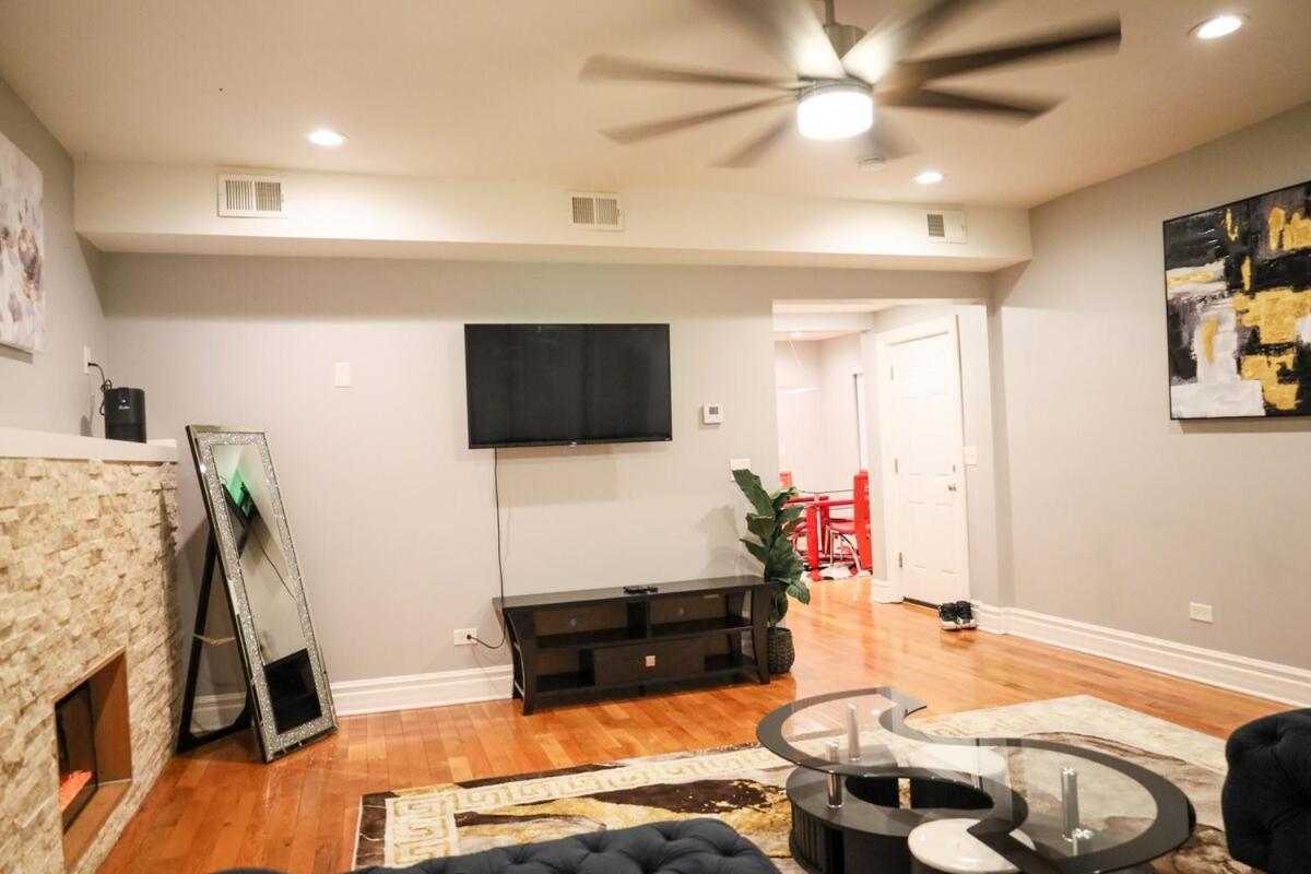 Gorgeous 4Bdr In Chicago,15Mins From Dwtnアパートメント エクステリア 写真